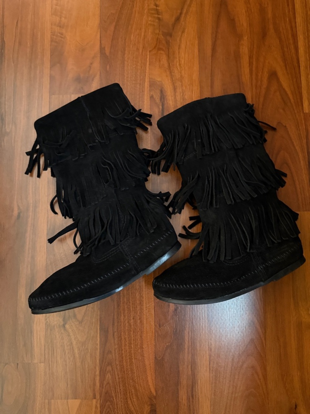 NWOT —✨Minnetonka Fringed Suede Knee Boots - Black Size 9